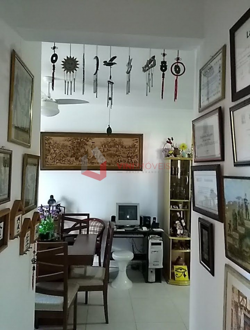 Apartamento em Canto Do Forte