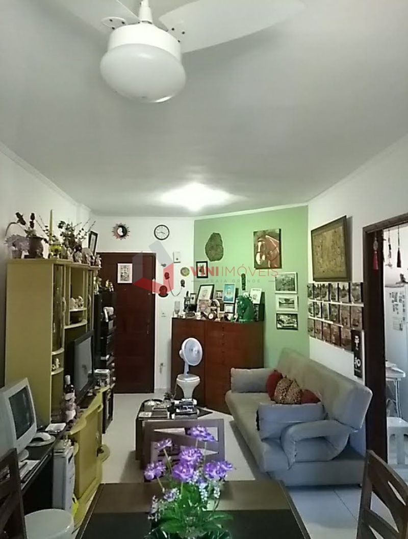 Apartamento em Canto Do Forte