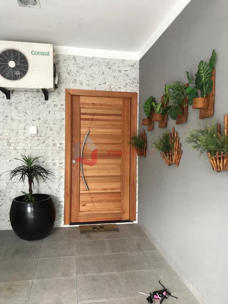 Sobrado em Boqueirão