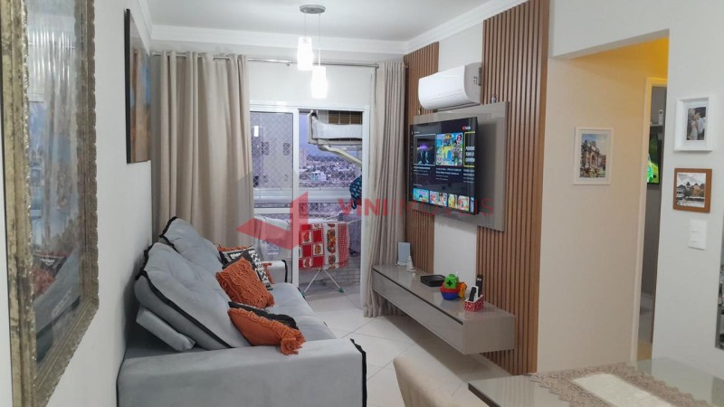 Apartamento em Vila Tupi