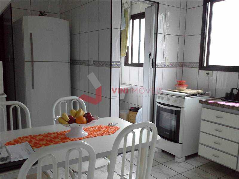 Apartamento em Guilhermina